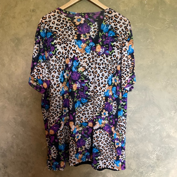 Prestige Edge Floral and Leopard Print Longline Fooler Top - Picture 6 of 6